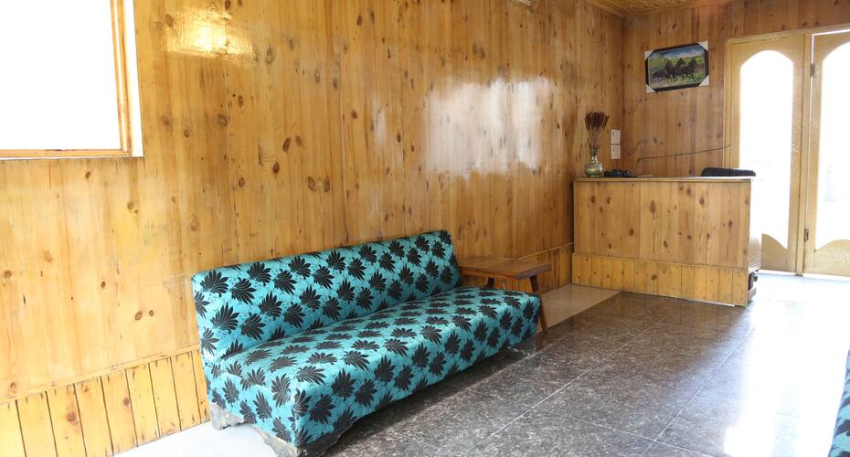 Hotel Grand Gul-e-anar, Srinagar 5